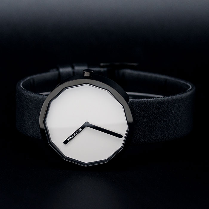 Issey Miyake SILAP002